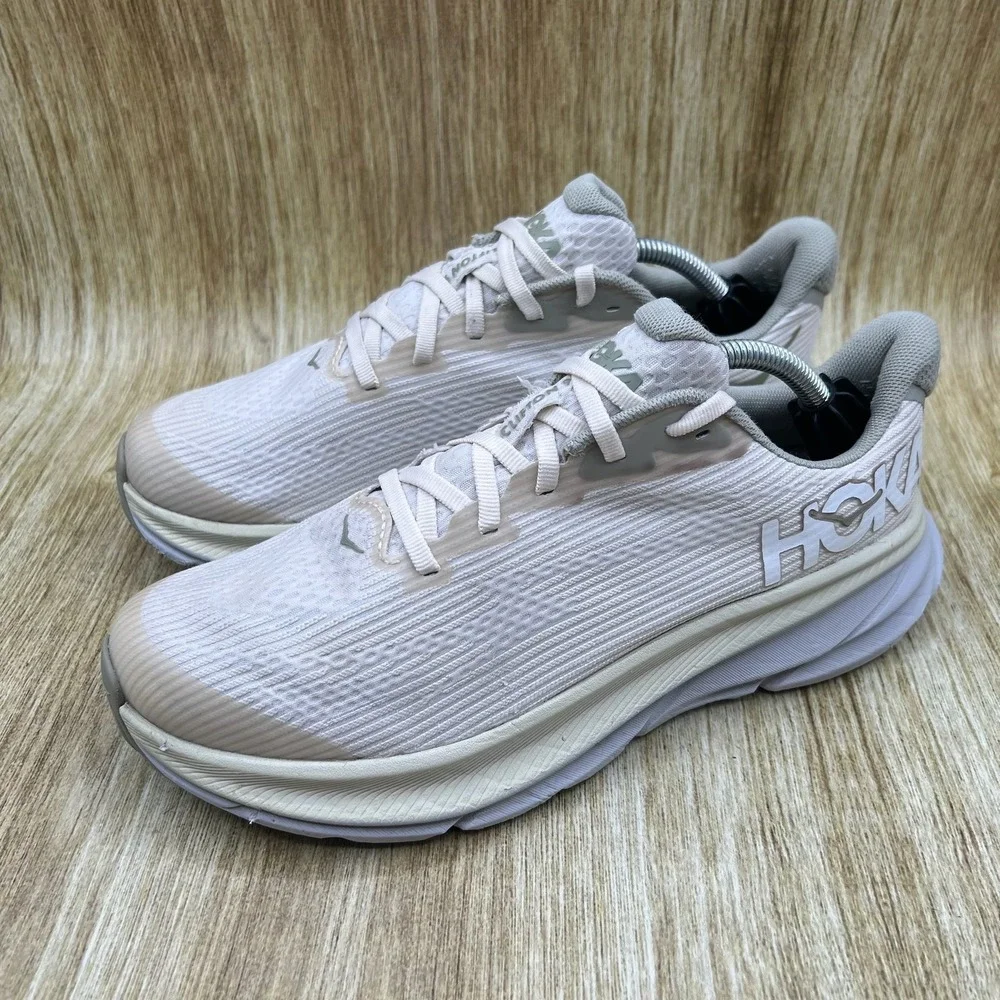 Hoka One One Clifton 9 Youth Size 6.5Y Oat Milk Barley Running Shoes 1131170 OKB